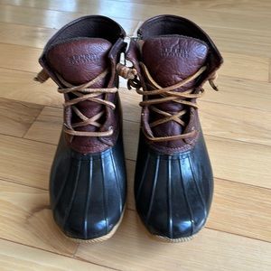 Sperry waterproof boot. Women’s size 7.